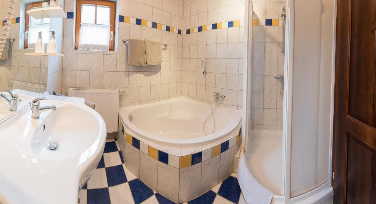 Mosthaeusl Wernstein am Inn Bagian luar foto